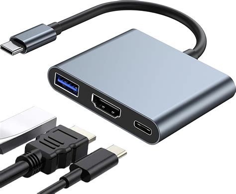 Cable adaptador USB-C a HDMI conectado a un MacBook