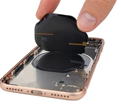 iPhone XR con tecnología NFC