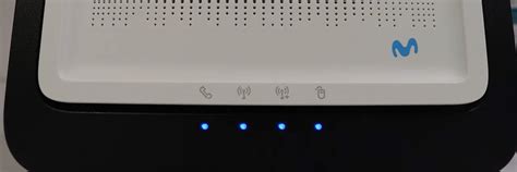Router Movistar con luces indicadoras