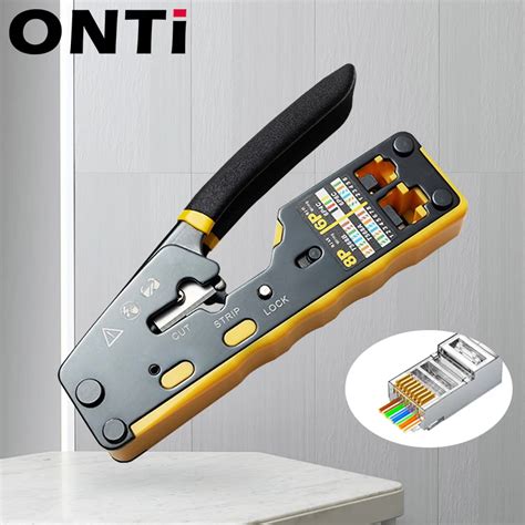 Herramienta de engarzado pasante con cable UTP