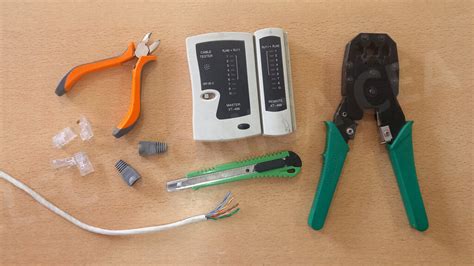 Herramientas para armar cables de red