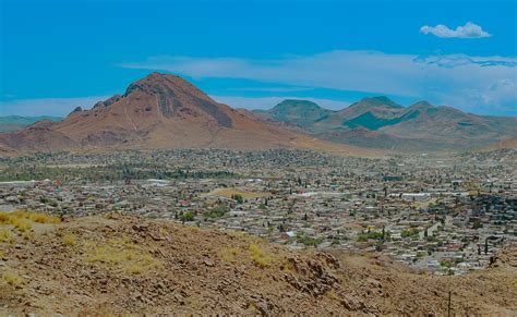 Cerro Grande de La Compañía con sus características rocosas