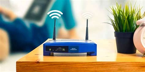Antenas de router en posición perpendicular