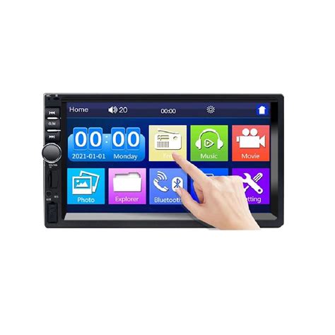 Imagen de un coche moderno con una radio con pantalla táctil y puerto USB visible
