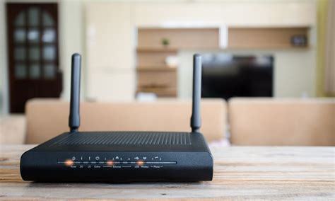 router antiguo en un armario