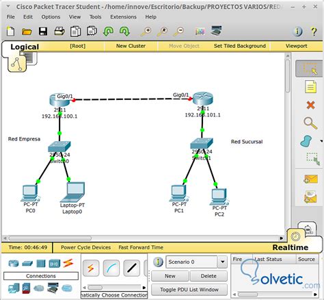 Captura de pantalla de Cisco Packet Tracer mostrando una topología de red con varios switches y PCs configurados con diferentes VLANs.