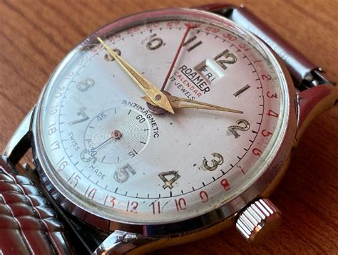 Reloj Roamer antiguo con esfera patinada
