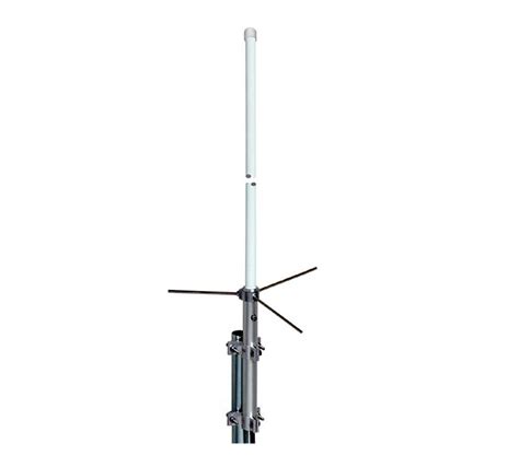 Antena bibanda MAAS X-300N instalada en un mástil