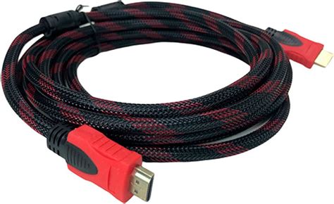 Cable HDMI de 20 metros conectado a un televisor y un dispositivo de reproducción