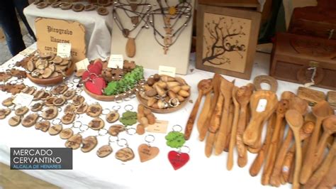 Ejemplo de artesanía en madera con bordes bien definidos