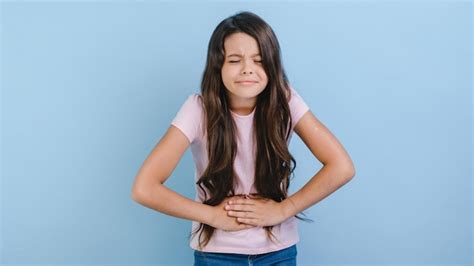 Adolescente con dolor abdominal