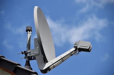 Antena parabólica de internet satelital