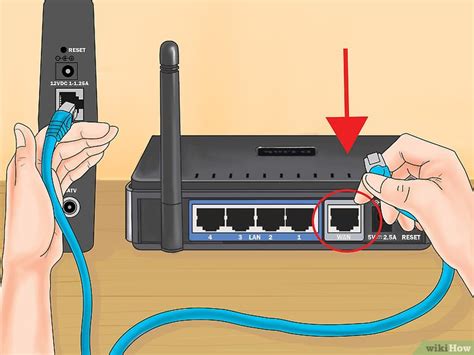 Cable Ethernet conectando un módem a una computadora